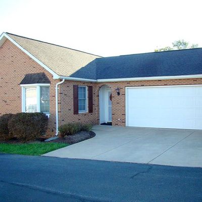 194 Tyler Circle, Strasburg, VA 22657