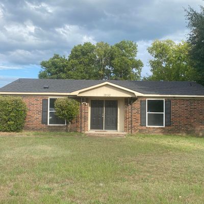 1950 Neptune Dr, Augusta, GA 30906