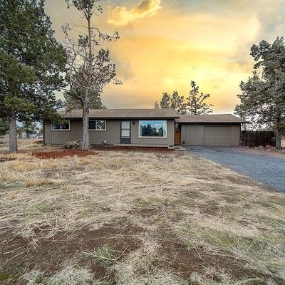 22875 Mcgrath Rd, Bend, OR 97701