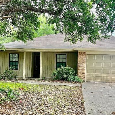 2295   Willowglen Drive, Beaumont, TX 77707