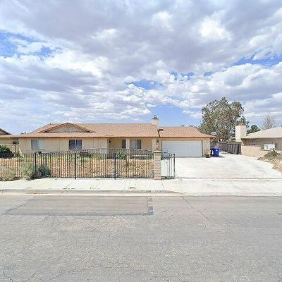 22980 Ottawa Rd, Apple Valley, CA 92308