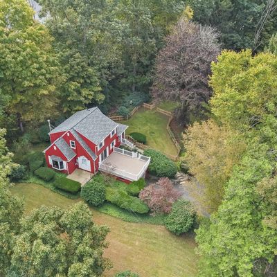 23 Griswold Rd, Oxford, CT 06478