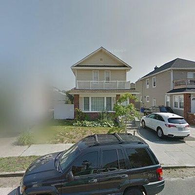 230 W Pine St, Long Beach, NY 11561