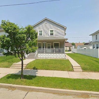 2312 Kinzie Ave, Racine, WI 53405