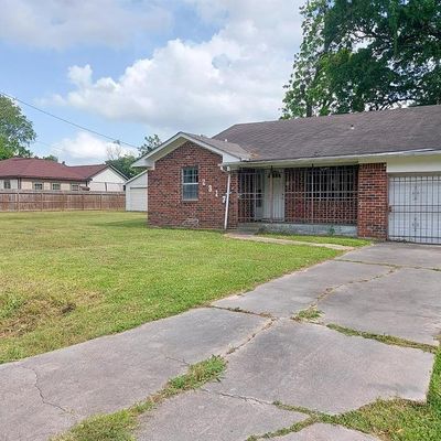 2317 Hampton St, Houston, TX 77088