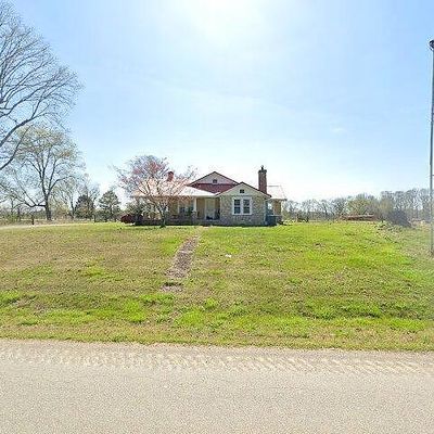 233 Shelton Dr, Saint Joseph, TN 38481