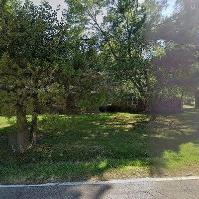 233 W Chestnut St, Puryear, TN 38251