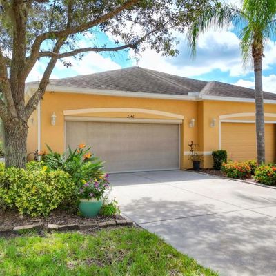 2346 Oakley Green Dr, Sun City Center, FL 33573