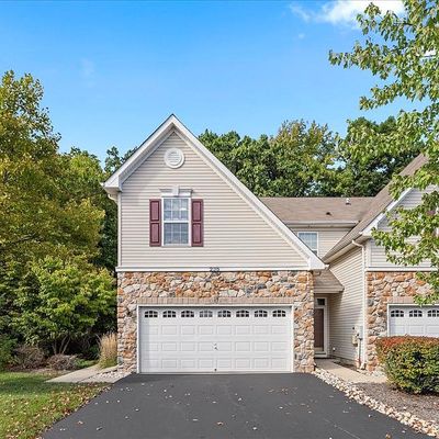 235 Concord Pl, Pennington, NJ 08534