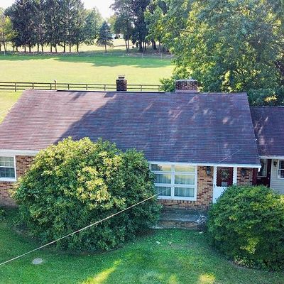 236 W Ore St, Seven Valleys, PA 17360