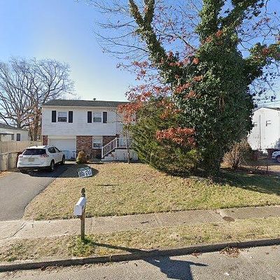 240 Bayville Ave, Bayville, NJ 08721