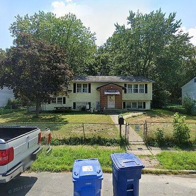 240 University Ave, Pemberton, NJ 08068