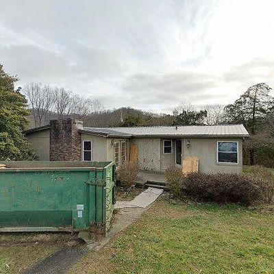 241 Penhook Hl, Harold, KY 41635