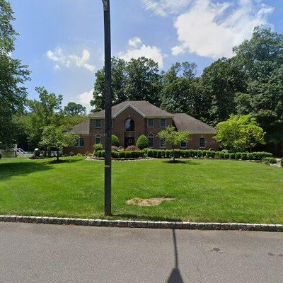 242 Forest Ln, North Brunswick, NJ 08902