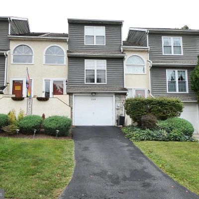 243 Moria Place, Aston, PA 19014