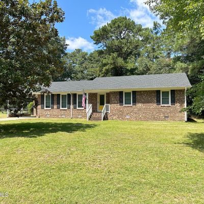 2432 English Squire Dr, Kinston, NC 28504