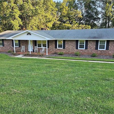 245 Grassy Creek Dr, State Road, NC 28676