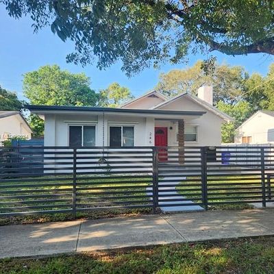 246 Nw 41 St St, Miami, FL 33127