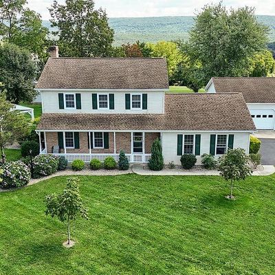 248 Birds Hill Rd, Pine Grove, PA 17963