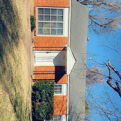 2505 Nw Nw Lincoln Avenue, Lawton, OK 73505