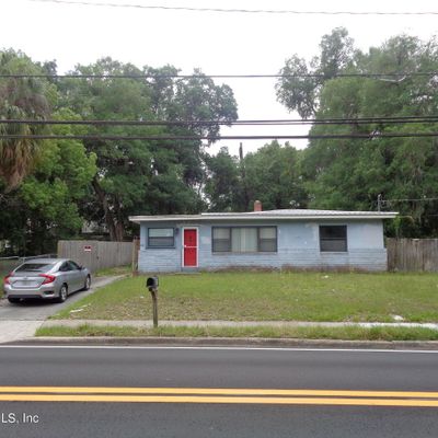 2515 St Johns Avenue, Palatka, FL 32177