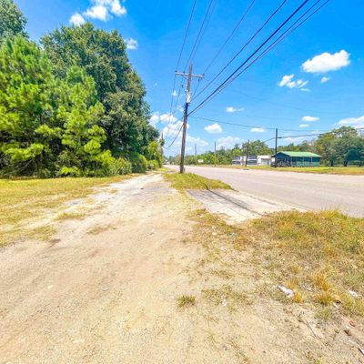 2135 N Main St, Vidor, TX 77662