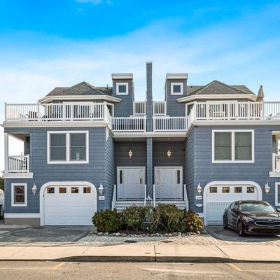 218 7 Th St, Beach Haven, NJ 08008