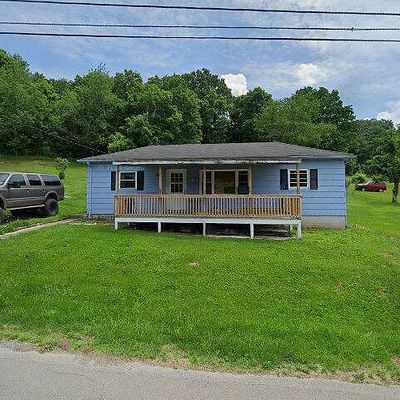 218 Church St, Rich Creek, VA 24147