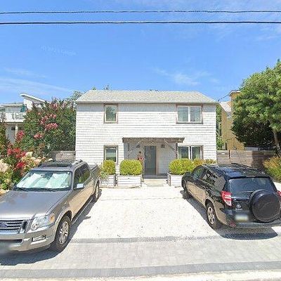 22 E 8 Th St, Barnegat Light, NJ 08006