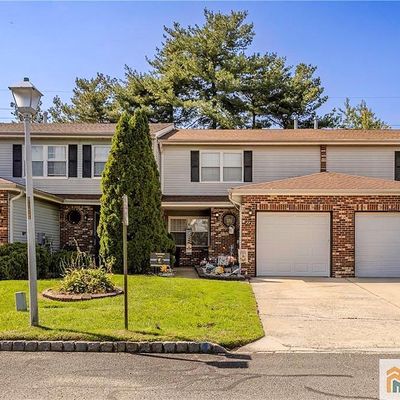 22 Hamilton Drive, Spotswood, NJ 08884