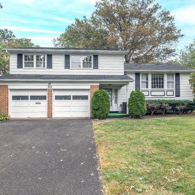 22 Locust Grove Rd, Cherry Hill, NJ 08003