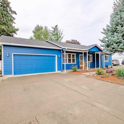 22 N 5 Th St, Lebanon, OR 97355