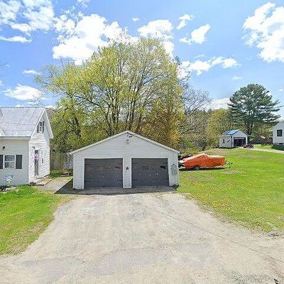 22 Water St, Oakland, ME 04963