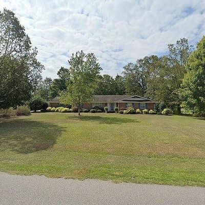 220 Pinedale Dr, Clanton, AL 35045