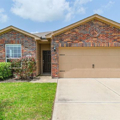 2201 Nautica Terrace Dr, La Marque, TX 77568