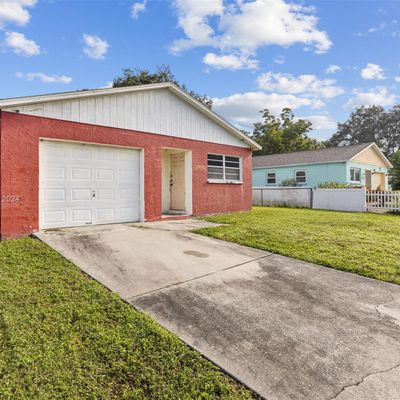 2206 E Chelsea St, Tampa, FL 33610