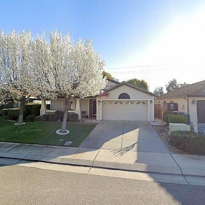 2208 Starling Way, Lodi, CA 95240