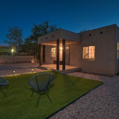 2209 7 Th St Nw, Albuquerque, NM 87102