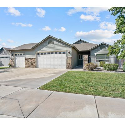 2211 Nw Dusk Dr, Hermiston, OR 97838