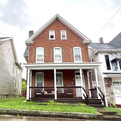 225 S Church St, Waynesboro, PA 17268