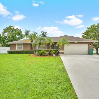 2261 Nw 121 St Ave, Plantation, FL 33323