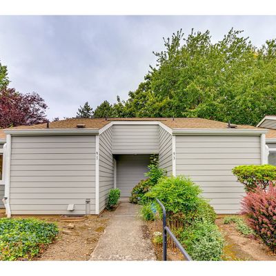 2730 Se 138th Ave, Portland, OR 97236