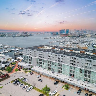 2772 Lighthouse Pt E #402, Baltimore, MD 21224