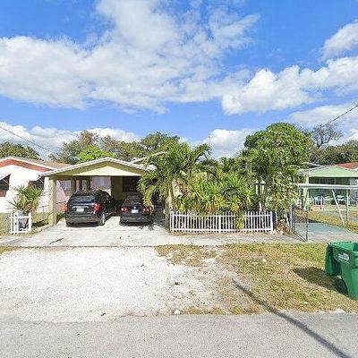 2785 Nw 59 Th St, Miami, FL 33142