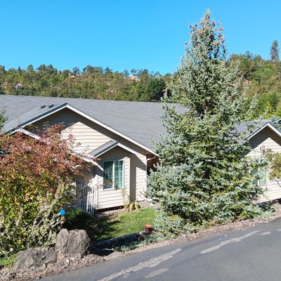 2792 Nw Daysha Dr, Roseburg, OR 97471