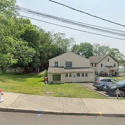 28 Central Ave, Souderton, PA 18964