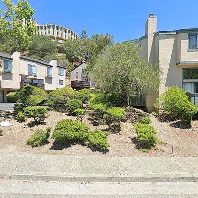 28 Corte Real, Greenbrae, CA 94904