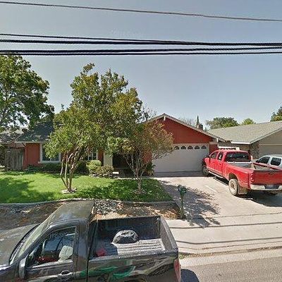 2828 E Orangeburg Ave, Modesto, CA 95355