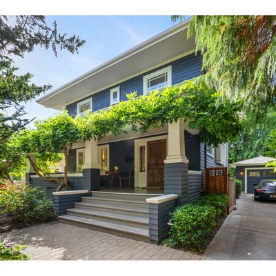 2835 Ne 25 Th Ave, Portland, OR 97212