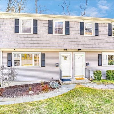 29 Rodgers Rd, Fairfield, CT 06824